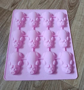 Použitá forma prasátka